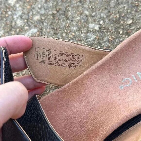 Vionic Leticia Black Leather Lizard Criss Cross Sandal Arch Wedge Women’s Sz 6 - Picture 4 of 8